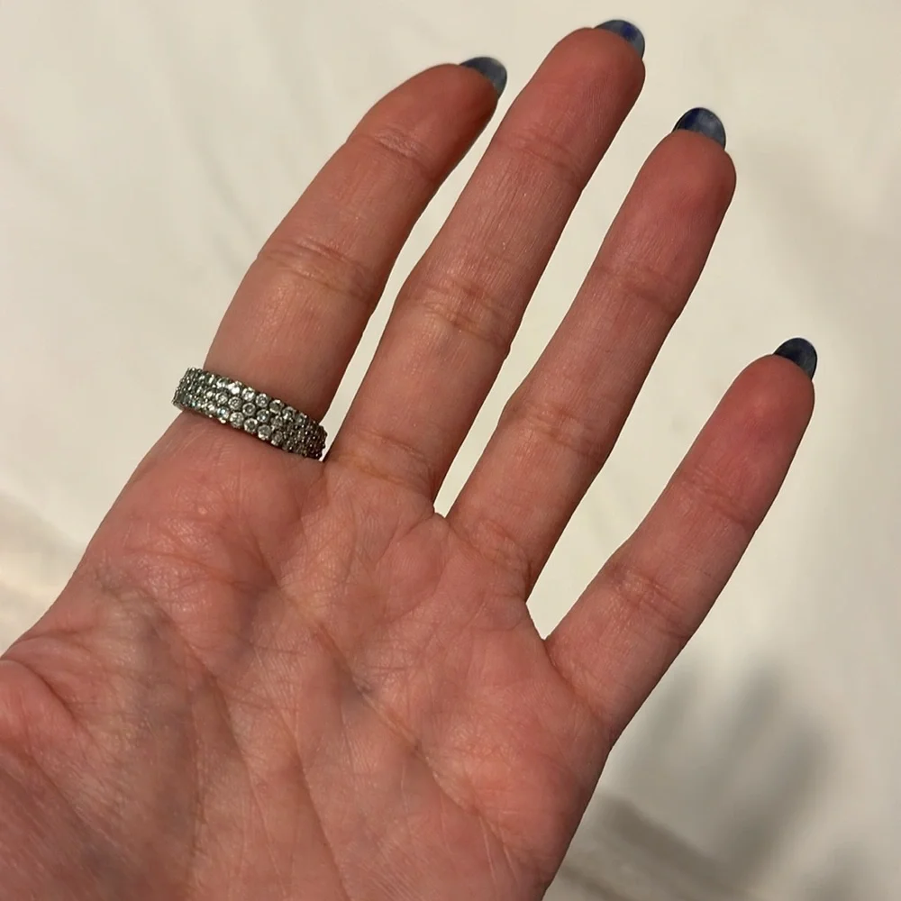 Ring - Picture 3 of 3